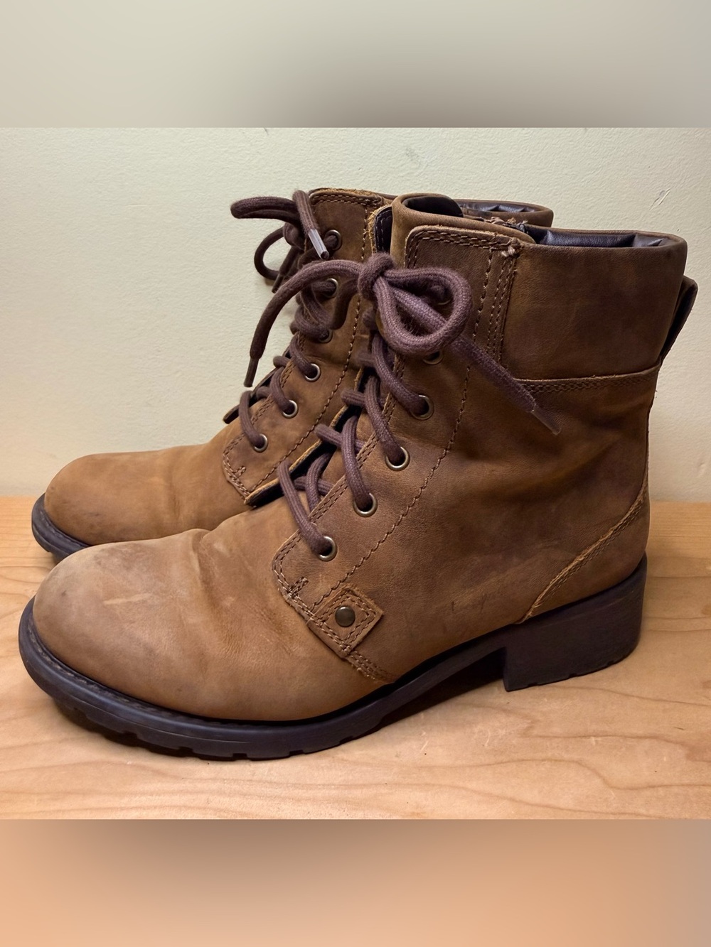Clarks Women’s Orinoco Spice Leather Side Zip Boots Size 8 Brown Lace Up